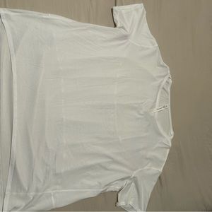 White Women’s lululemon t-shirt!
